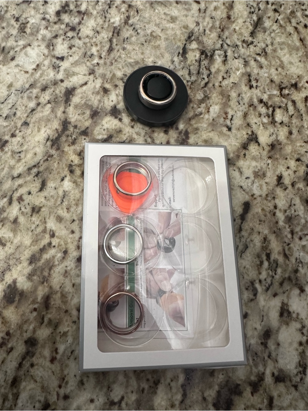Oura Ring Charging Dock with Gold and Black Accent - Picture 11 of 11